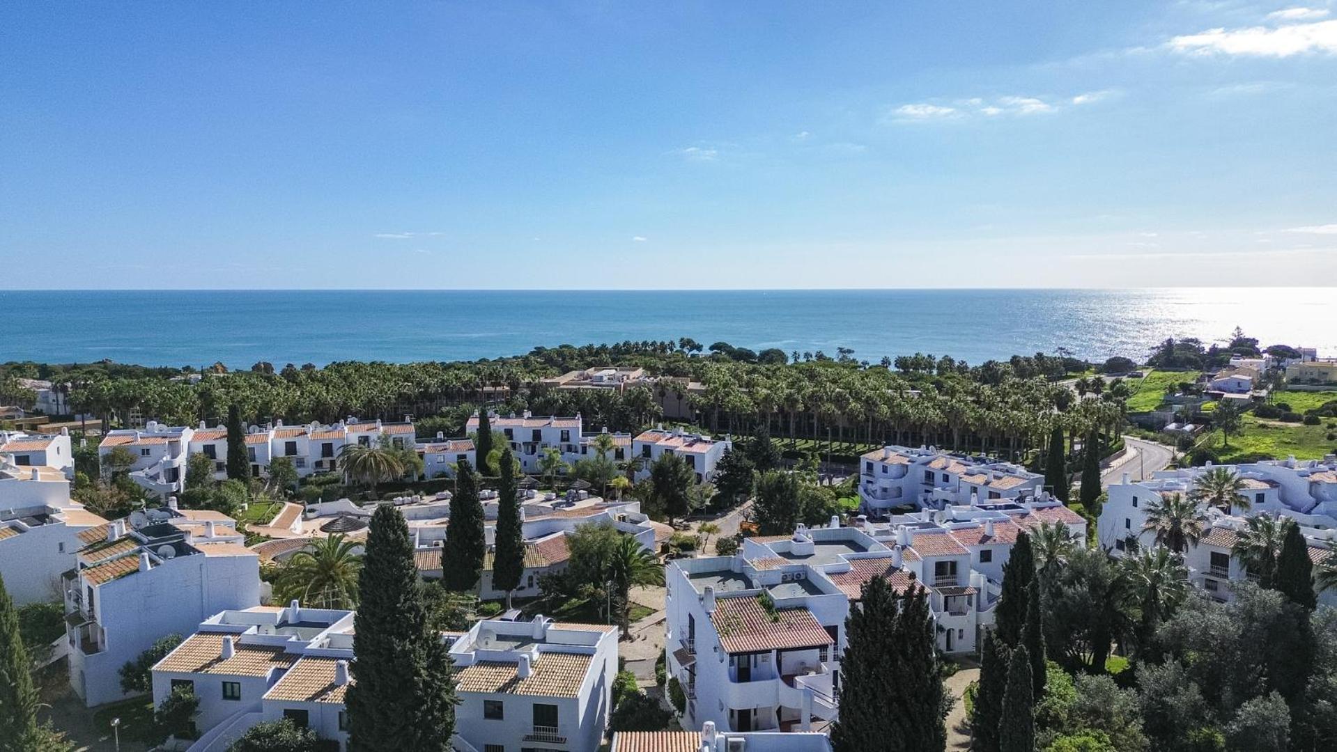 Seaside Retreat With Pool, Ac, And Fast Wi-Fi Apartment Albufeira Exterior foto